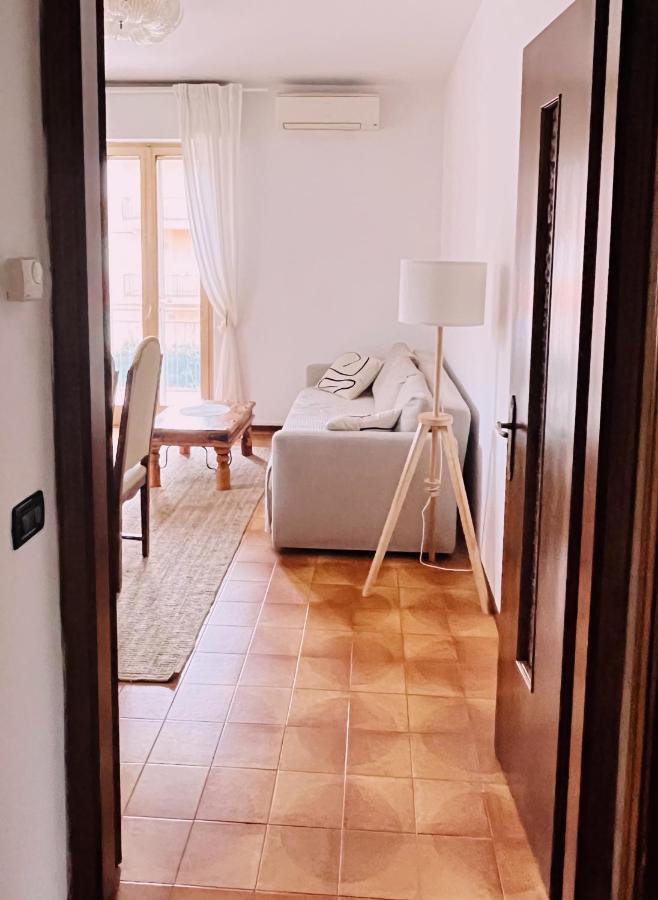 Apartment Al Lago, Тори дел Бенако Екстериор снимка